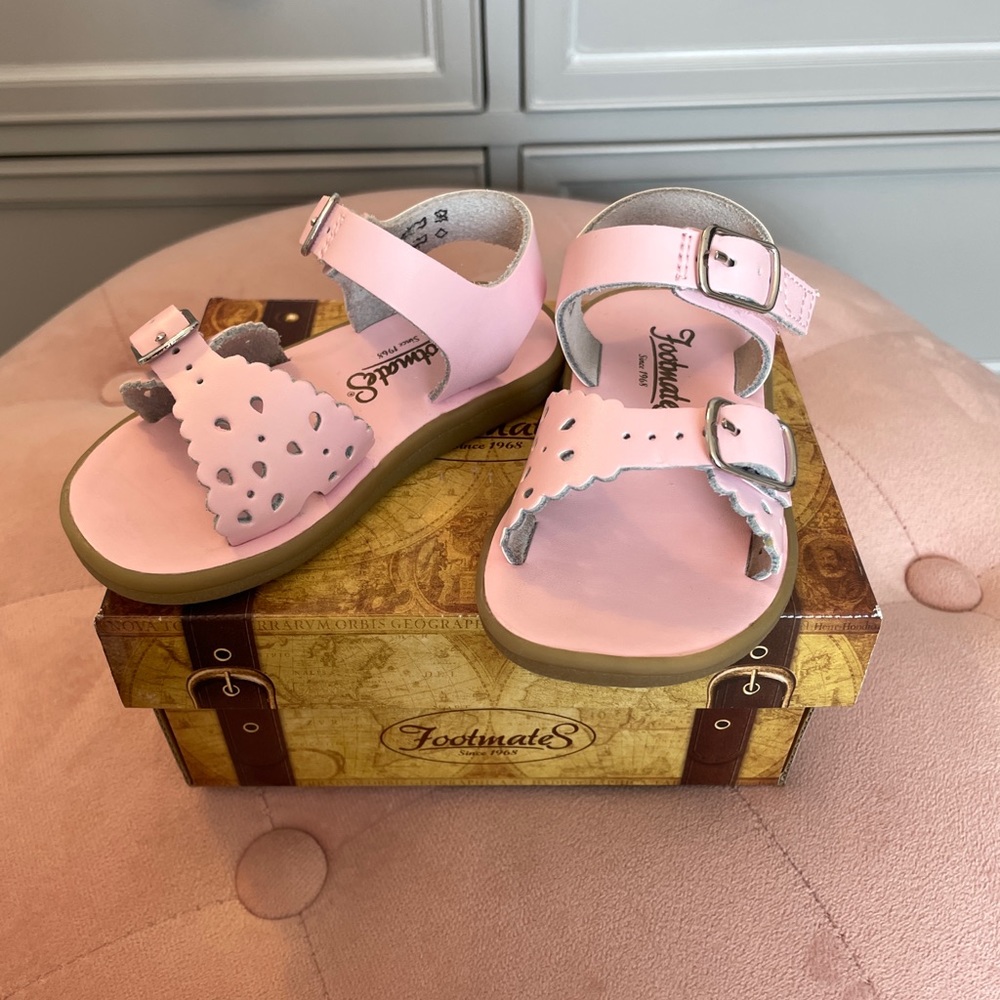FootMates “Ariel” Sandals, Rose, Size 5 Toddler